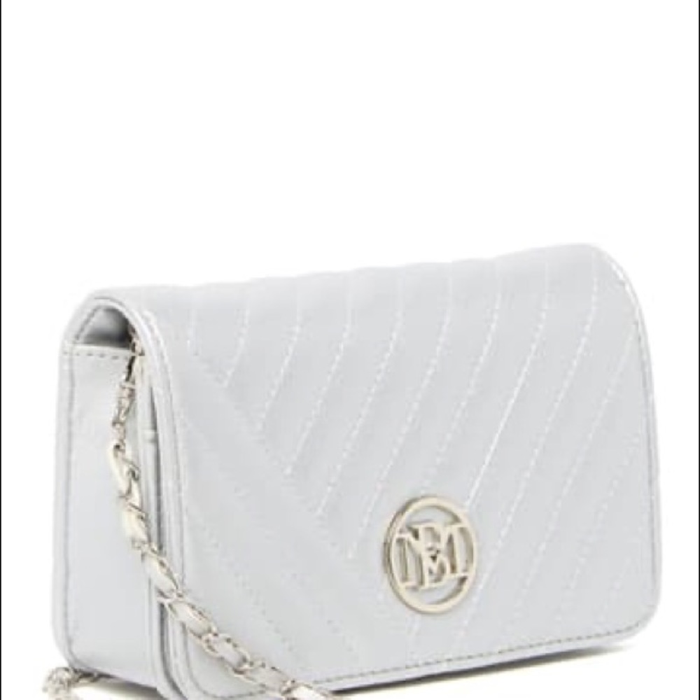 NWT Badgley Mischka Crossbody Bag Silver
